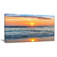 Dizajnerska umjetnost prekrasan izlazak sunca preko horizonta modernog fotografskog otiska na plaži