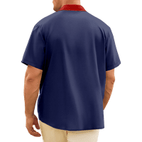 4. jula Muška havajska majica, jula Četvrto casunsko dugme niz havajske majice na plaži