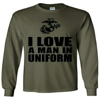 Volite muškarca u uniformi - majica s dugim rukavima u USMC-u