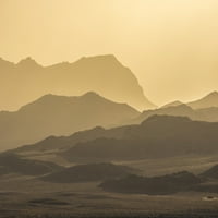 Nevada, bijele planine. Zalazak sunca preko planina. Poster Print Jaynes Gallery