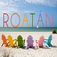 Roatan, šarene stolice na plaži